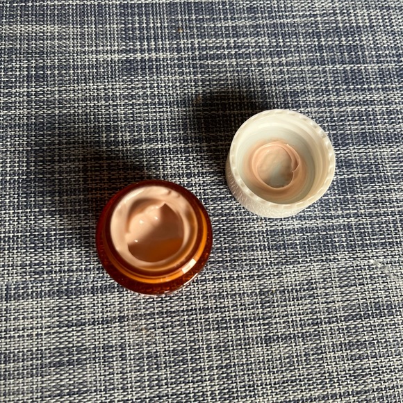 Origins Ginzing vitamin C refreshing eye cream to brighten and depuff - Picture 3 of 3